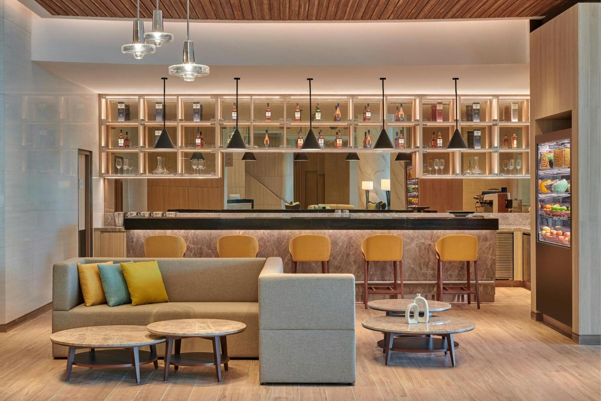 Hotel Courtyard By Marriott Setia Alam Esterno foto
